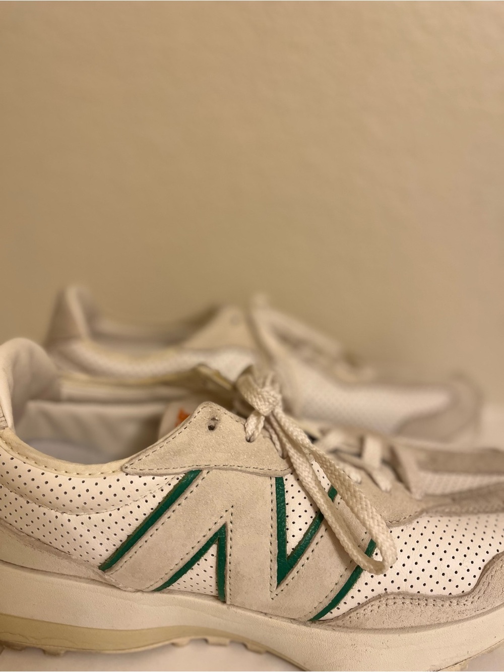 New Balance White and Beige Perforated Athletic Sneakers - Size 10.5